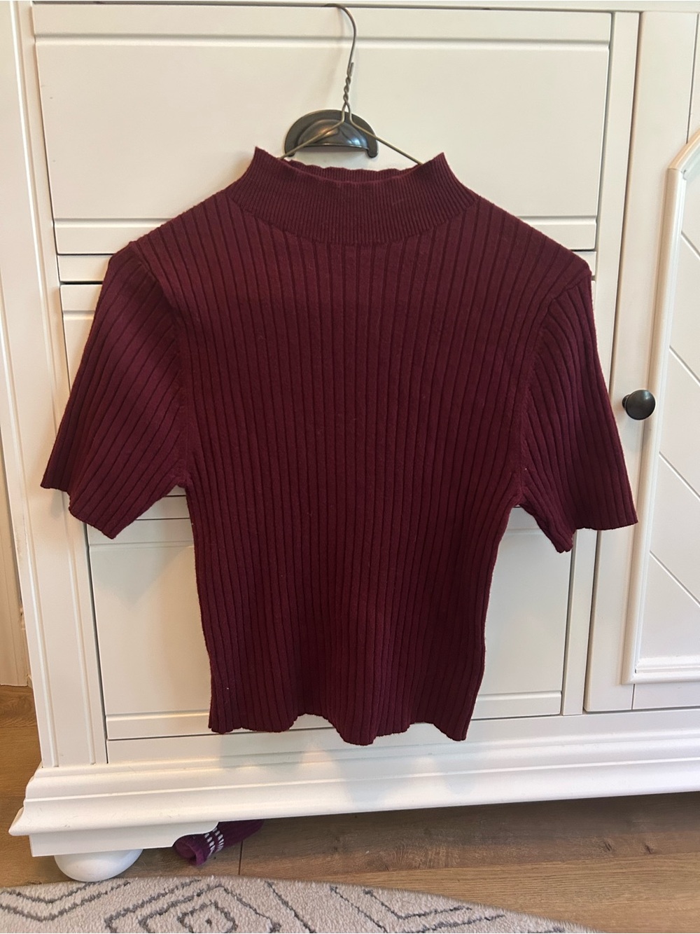 Never worn: Garnet cropped short sleeve sweater, A New Day size medium